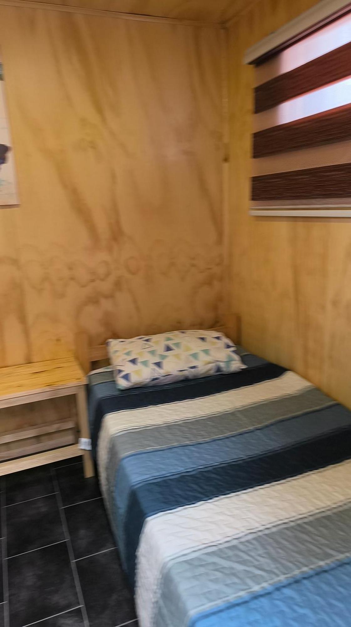 푸에르토나탈레스 Isla Yu Backpacker 호스텔 외부 사진